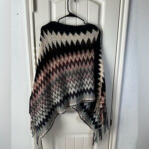 Y2K brand ETC Geometric Chevron Knit Fringe Poncho one size asymmetrical style